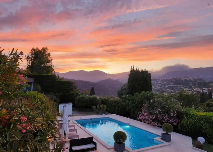 Villa Del Sol With Mountain Views