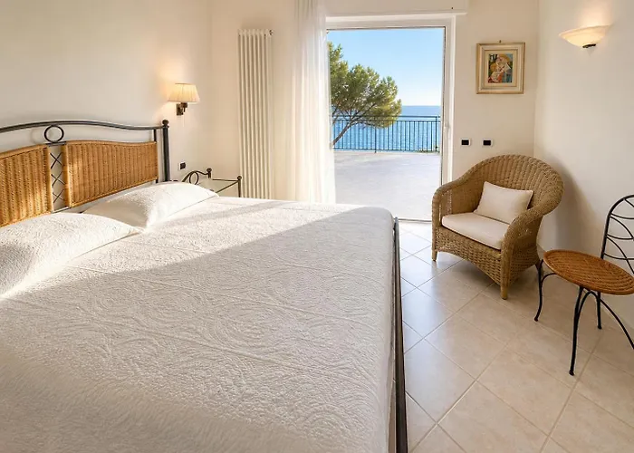 Cap d'Antibes - Villa vue mer panoramique