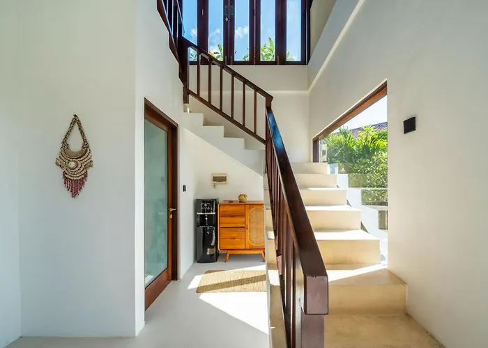 Moonage Daydream Villas