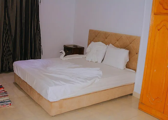 Villa Abo Ishak
