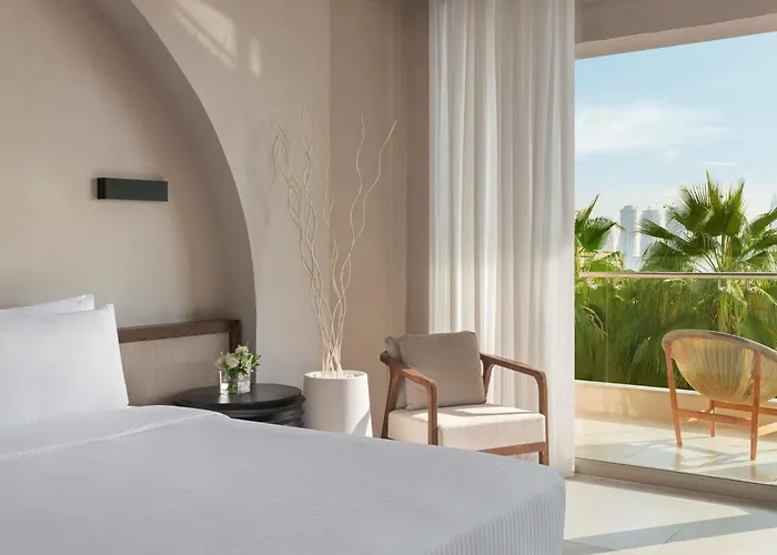 Rixos The Palm & Suites