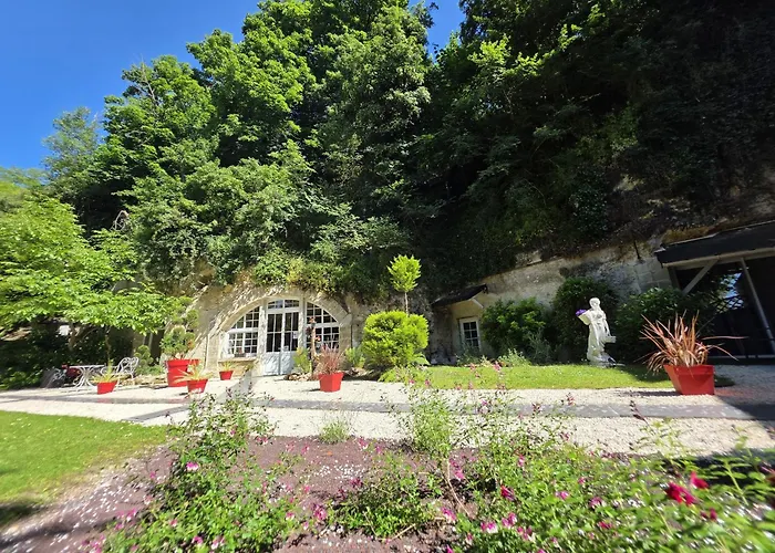 Chambres d'Hôtes Troglodytes Le Clos de L'Hermitage