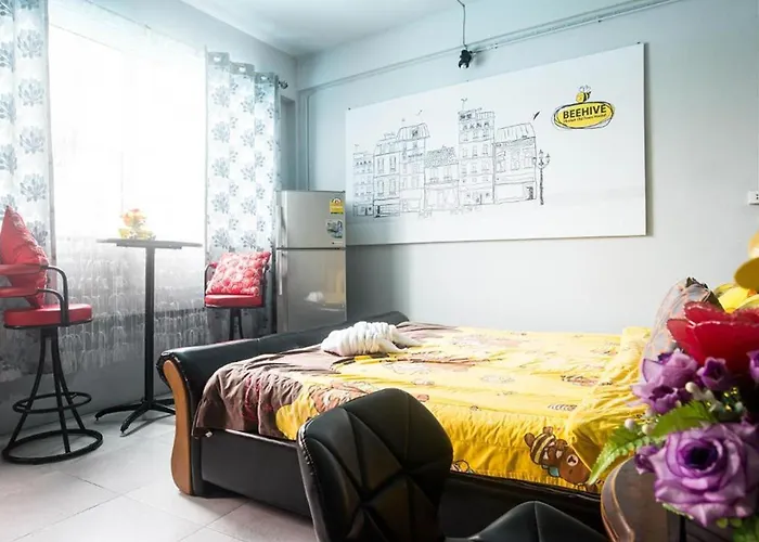 Beehive Phuket Old Town