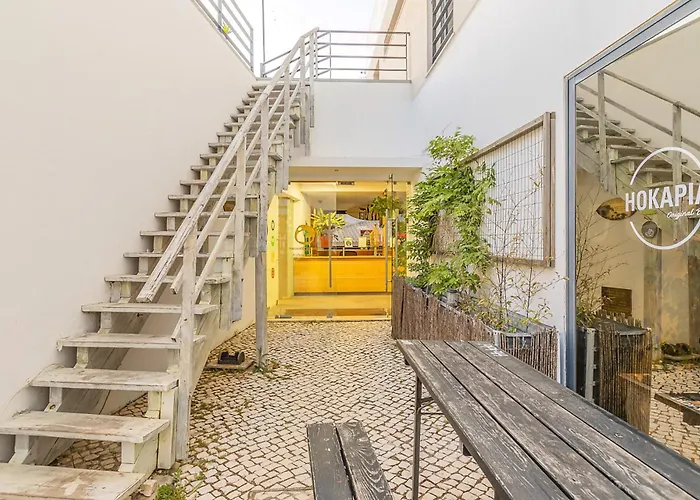 Hi Arrifana Destination Hostel