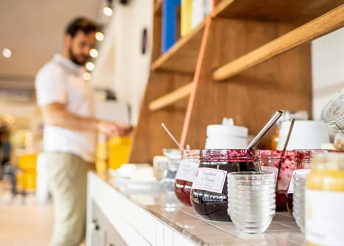 Greet Hotel Beaune