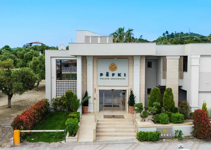 Pefki Deluxe Residences