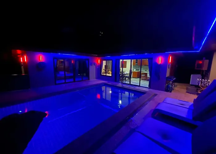 Spacious Ocean View Pool Villa