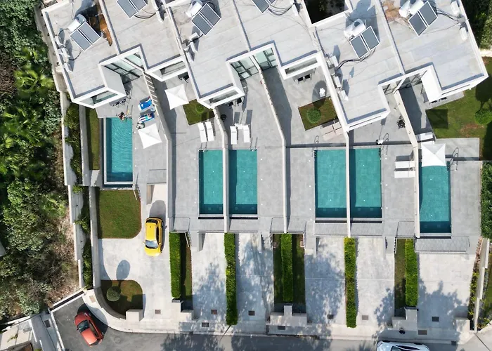 Sunset Park Villas