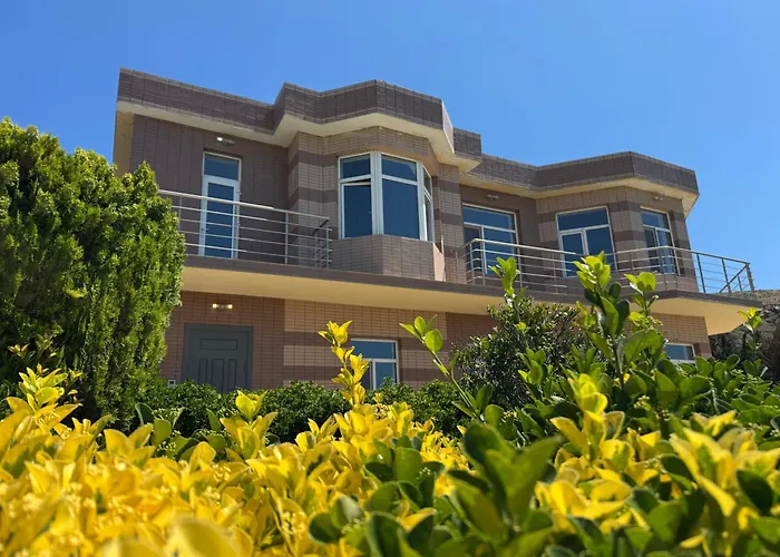 Khazri Resort&Villas
