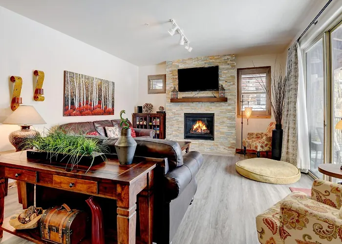 Downtown Wp Condo 412 I Pool I Club House I Hot Tub I Great Views I Activity Program