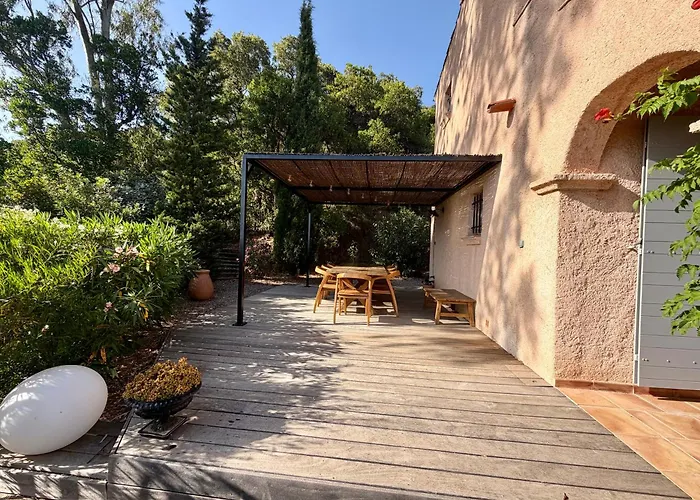 Villa les santons vue panoramique mer Golfe de Saint Tropez 4 étoiles