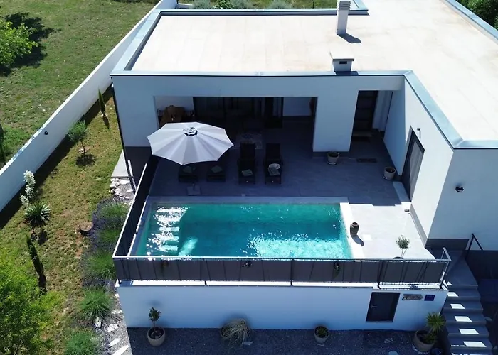 Traumhafte Villa Dubi Bei Labin