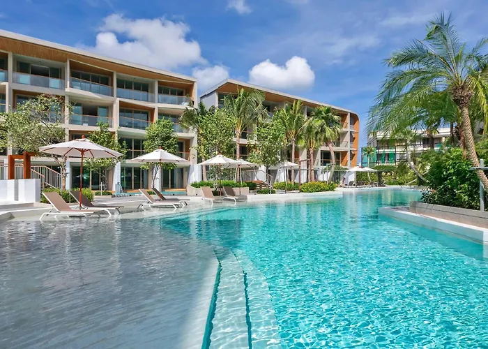 Wyndham Grand Beach Phuket