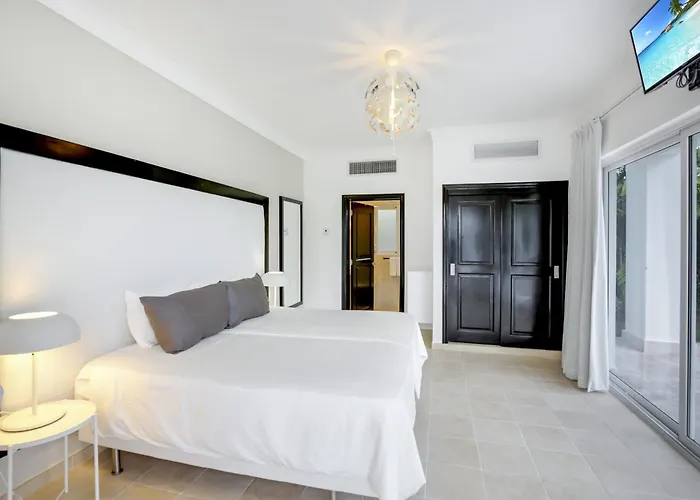 Pool View Villa With Jacuzzi & Chef At Cocotal Golf & Country Club