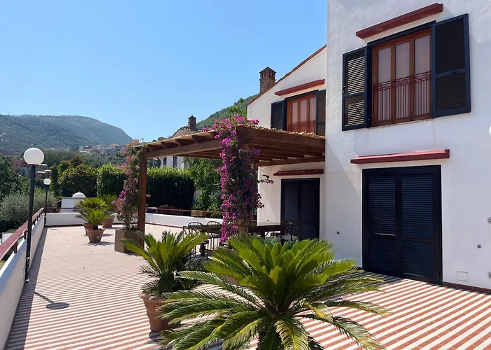 Villa Aurora