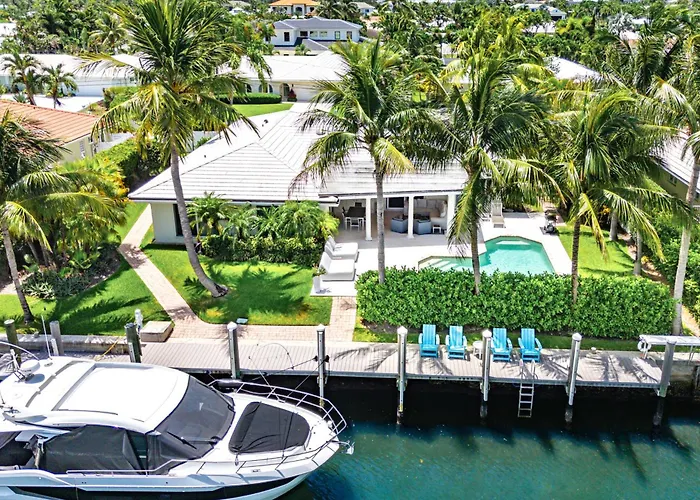 Seven Palms Waterfront- Private Dock, Heated Pool & Lanai -Walk To Beach! By Maven Vacation Rentals