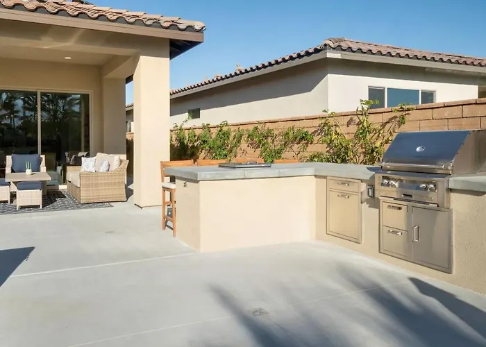 Luxury Rental Signature Pga West Pool Spa Putting Green