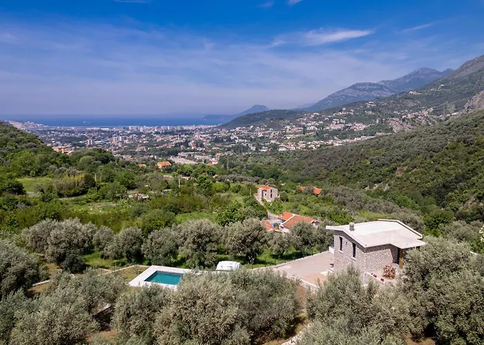 Family House Giardino Verde