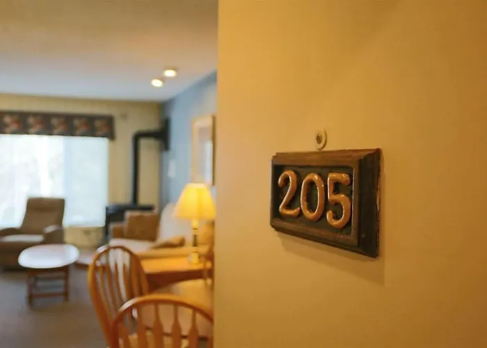 Inns Of Waterville Valley 205 One Bedroom Unit At Inns Of Waterville Valley