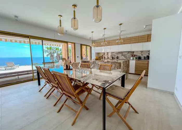 Luxueuse Villa Panoramique, Vue Imprenable Sur La Mer, Piscine, 6 Chambres A Antheor