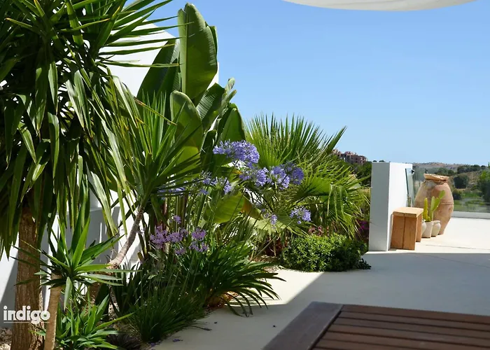 Villa Paz - Modern - Private Pool - Golf Views