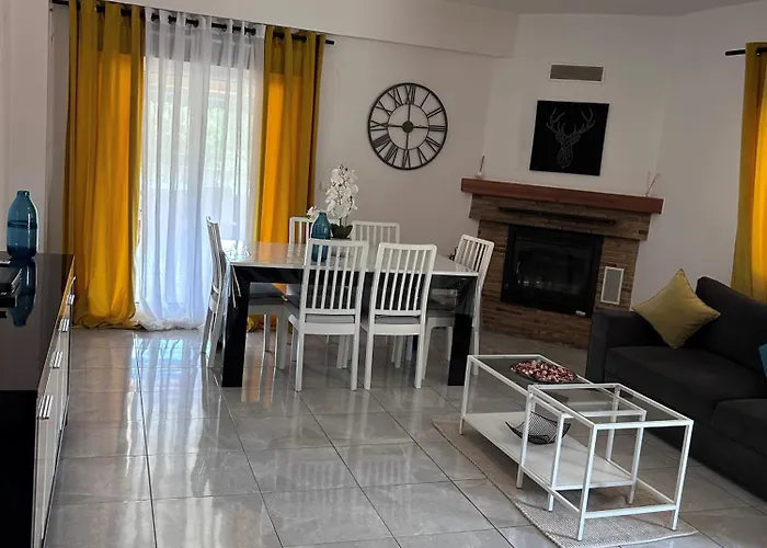Villa Célia Alzira