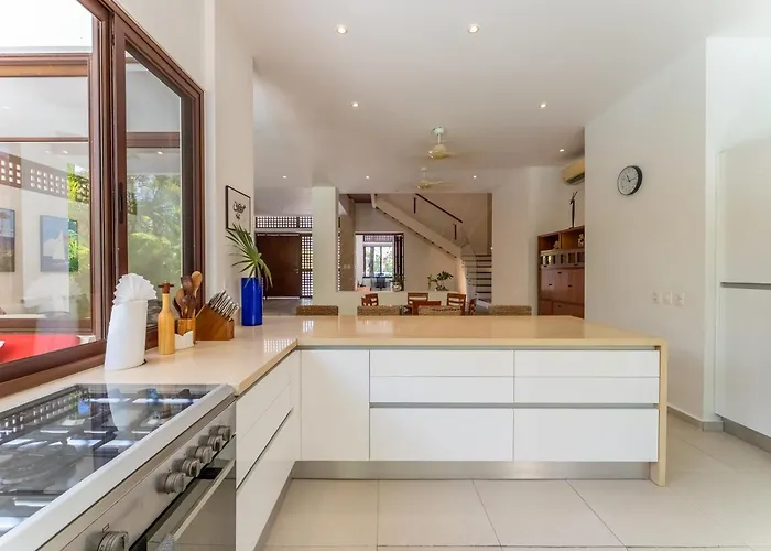 Three Dolphins Villa 4Br, Private Pool, Terrace, Family Fun