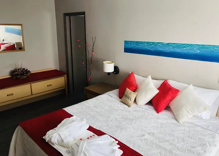 Hotel Azul By Mh