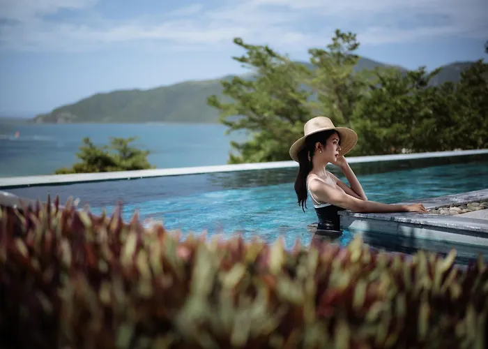 Anh Nguyen Oceanfront Villas Nha Trang