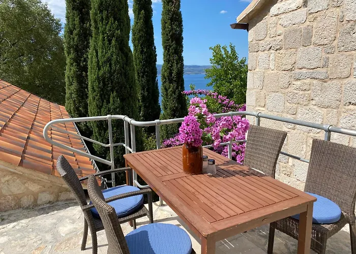 Villa Nidus Onei