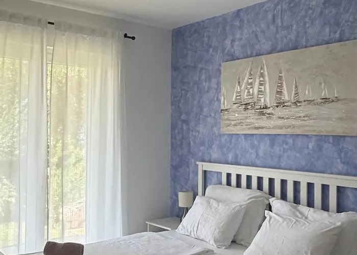 Villa Paula Jakisnica With Heated Pool