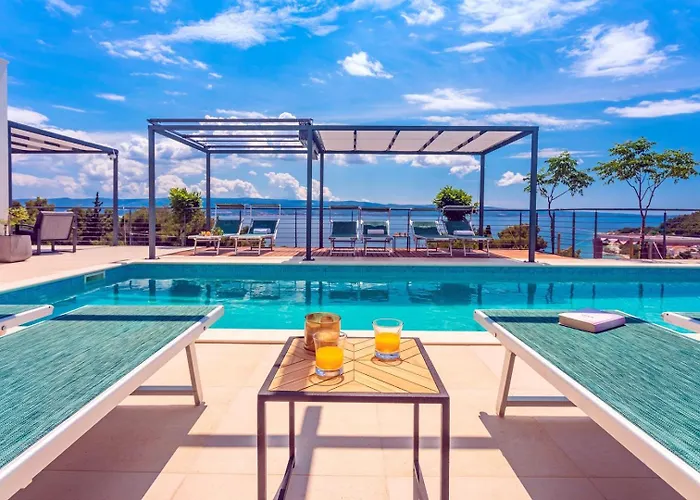 Seaview Holiday Home Lemona
