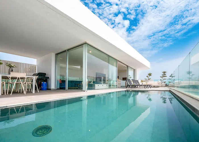 Villa Veiga With Heated Pool