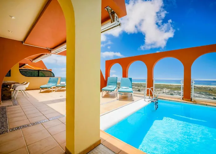 Villa Afreen Playa