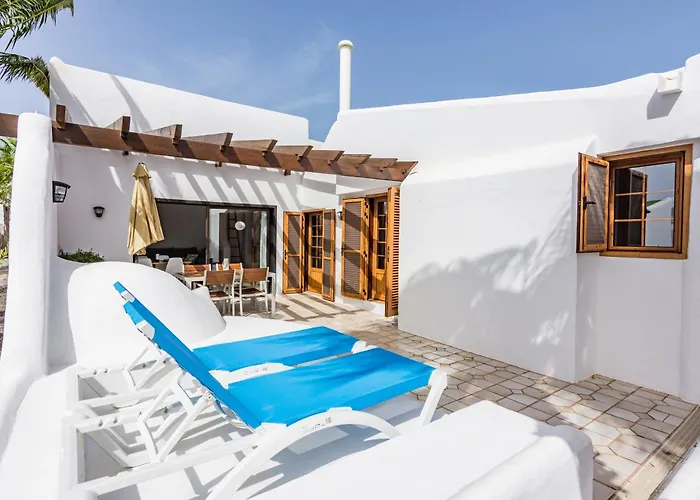 Lovely And Charming Villa Vt With Big Terrace