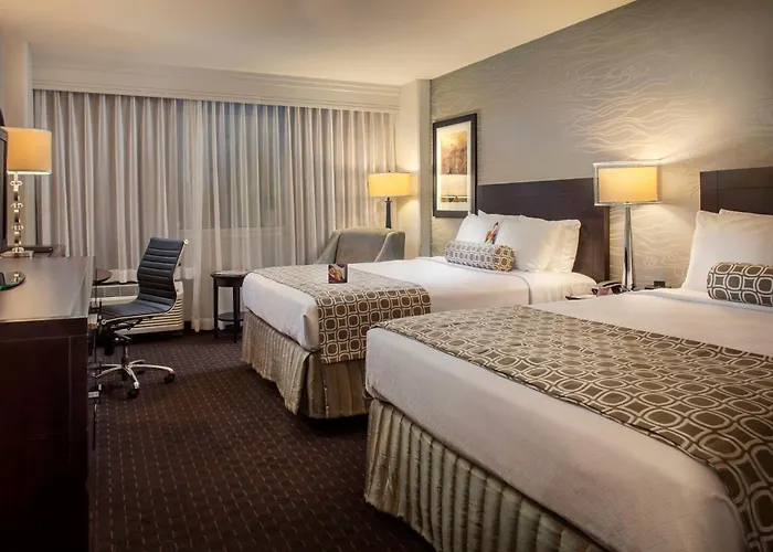Animaux admis Crowne Plaza Phoenix Airport - Phx By Ihg