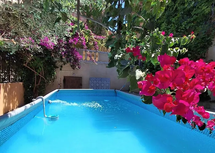 Maison et appartement piscine privée et plage