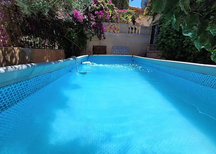 Maison et appartement piscine privée et plage