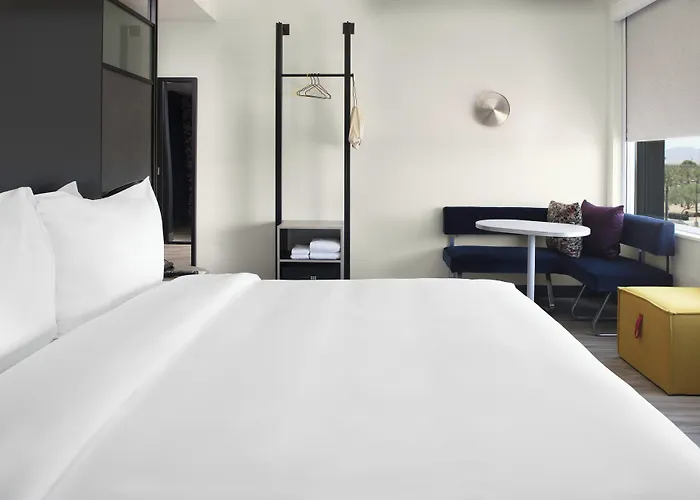 Aloft Glendale At Westgate