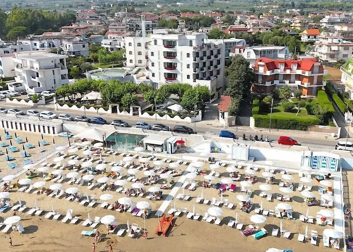 Bajamar Beach Hotel