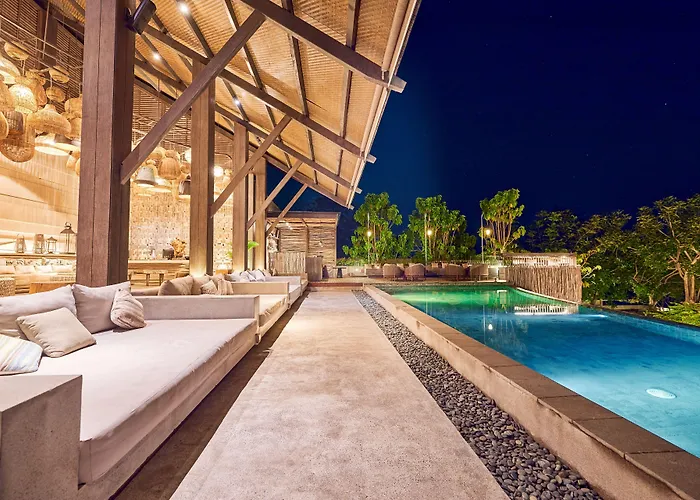Cross Bali Breakers Resort