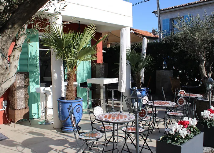 La Villa des Oliviers HOTEL DE CHARME