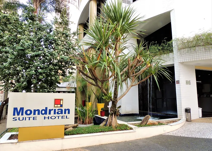 Mondrian Suite Hotel