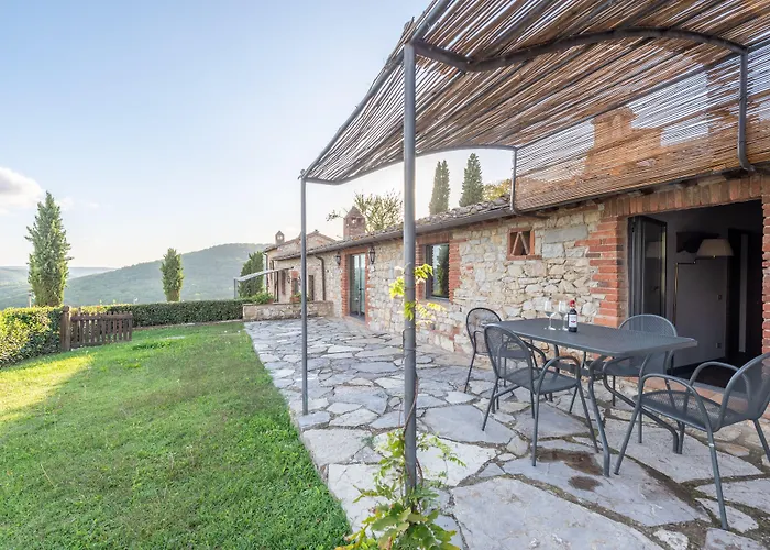 Castello Di Meleto Wine Destination - Camere in Castello e Appartamenti