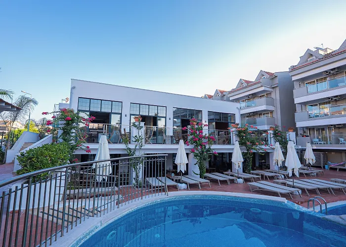 Begonville Hotel (Adults Only)