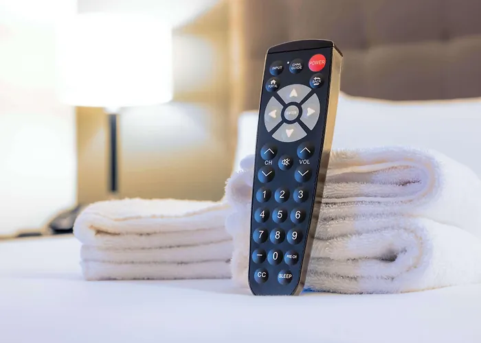 Drury Inn & Suites East