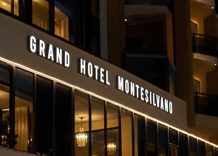  Grand