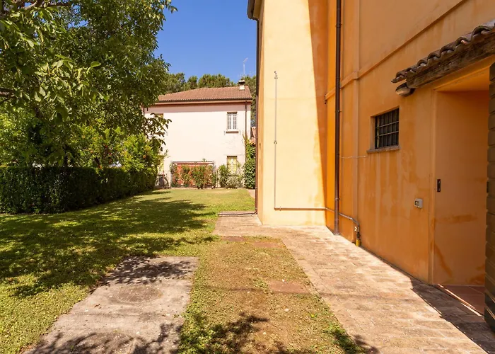 Podere Terrerosse con piscina nell'entroterra di Rimini