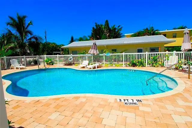 Cheap hotel: Twin Palms At Siesta