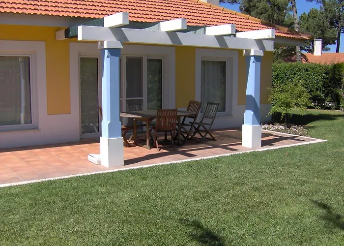 Hotel com piscina: Aldeamento Turistico Casas Da Comporta